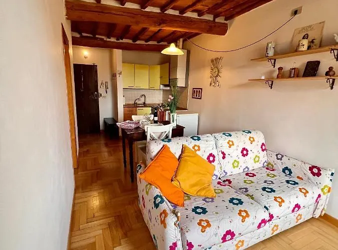 - A Pochi Passi Da Piazza Del Campo Apartment *
