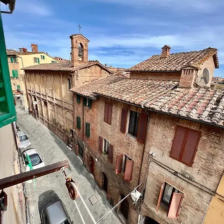 - A Pochi Passi Da Piazza Del Campo شقة *