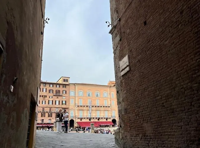 - A Pochi Passi Da Piazza Del Campo شقة سيينا
